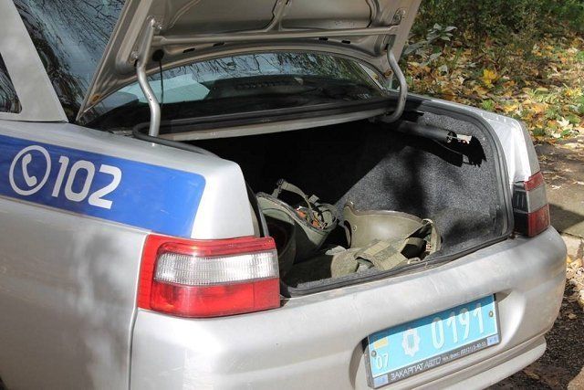 К машине ужгородского прокурора прикрепили гранату