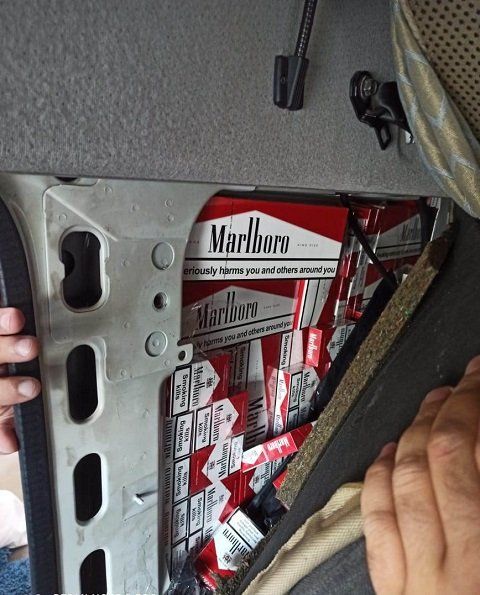 В Закарпатье на границе сканер на раз "вычислил" контрабандные тайники в грузовиках