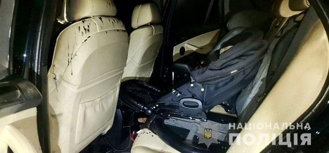 В Закарпатье горел-пылал BMW X5: поджигателя поймали "по горячим следам" 