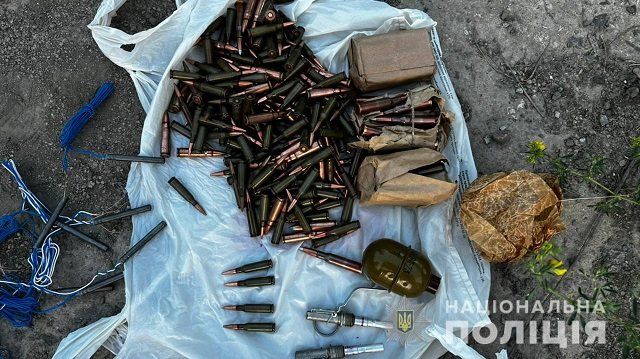 Спецоперация в Ужгороде: Задержали торговца боеприпасами, изъяли целый арсенал