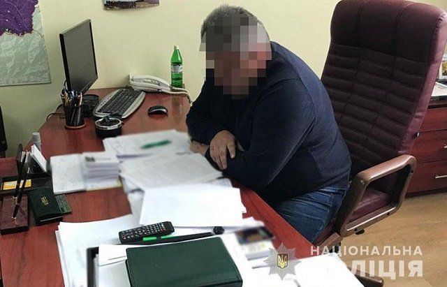 Злоупотребление служебным положением чиновников в Закарпатье привело к миллионным убыткам