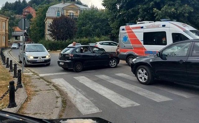 В Черногории мужчина устроил бойню на улице после семейной ссоры 