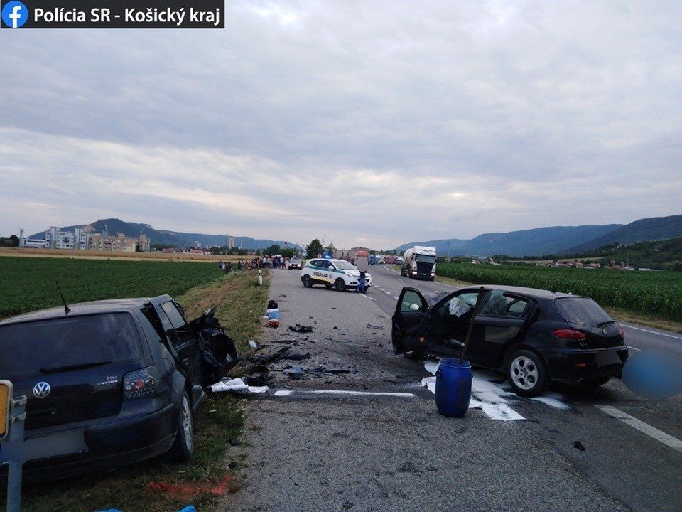 Недалеко от Закарпатья 20-летний парень устроил смертельную аварию 
