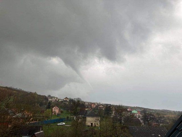 Торнадо нанёс ущерб селу Плоске, района Кошице-околье