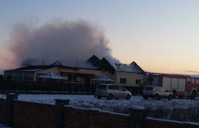 В Закарпатье полностью сгорел ресторан: Официальные подробности