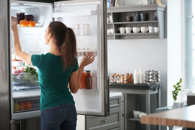Розглянемо деякі поради щодо упаковки та зберігання продуктів в холодильнику