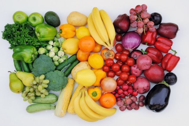свежие овощи и фрукты очень полезны зимой