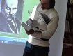 Талановитий молодий поет із Закарпаття презентував роман про опришка Олексу Довбуша