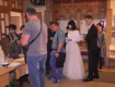 В Закарпатье новоиспеченная семья показала яркий пример на выборах 