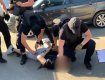 В Ужгороде полиция показала момент задержания наркоторговца