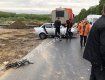 В Закарпатье в результате неудачного обгона, столкнулись грузовик и легковушка