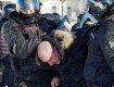 Массовые акции протеста в России: Задержали уже более 300 человек
