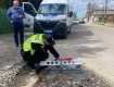 В Закарпатье с чиновников сдерут штрафы за ямы на дорогах