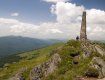Гора Пикуй в Закарпатье привлекает туристов своей скалистой вершиной
