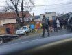 ДТП на Закарпатье: Один из автомобилей отбросило на пешеходную часть, водители в ярости 