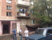 На улице Капушанской с балкона второго этажа выпал человек