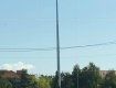 30-метровый флагшток установленный в Ужгороде наклонился
