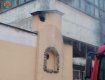 Услышали треск: В Ужгороде сотрудники магазина вовремя "засекли" пожар 