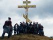 Жители села Колочава установили самый большой в украинских Карпатах крест