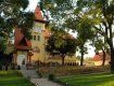 Замок Fried расположен в 120 км от Будапешта и в 40 км от озера Балатон