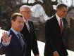 Дмитрий Медведев, Вацлав Клаус и Барак Обама гуляют в садах Пражского Града