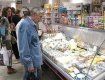 На прилавках магазинов Ужгорода идеальный порядок с продуктами и ценами