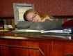 Каждый третий европеец спит на работе