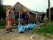Волонтеры из Чехии в ужасе, что закарпатцы живут в мусоре!