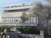 В Киеве напали на телеканал "Интер" и подожгли здание