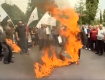В Тбилиси показательно сожгли чучело Саакашвили