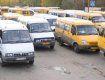 В Ужгороде десятки маршруток устроили себе парковку в микрорайоне БАМа
