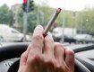 Водители маршруток Ужгорода работают с сигаретой за рулем