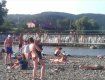 Возле Ужгорода одно из самых известных мест - пляж в селе Каменица