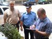 Иршавские милиционеры оперативно изъяли мак в селе Осий