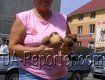 На Мукачевском рынке появились летние грибы