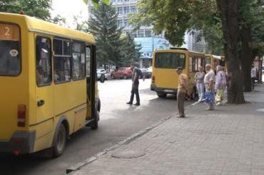 Проезд в маршрутках Ужгорода подорожает до 5 гривен