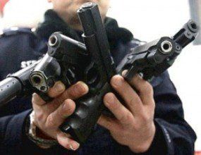 На Закарпатье полиция объявила "Месячник добровольной сдачи оружия"
