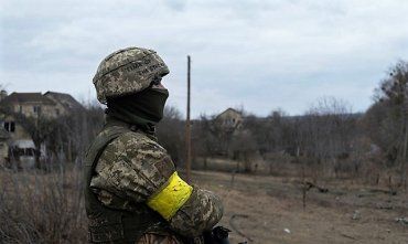 Обмен пленными: Домой в Украину едут 10 военнослужащих и 19 моряков судна "Сапфир"