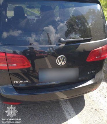 В Закарпатье на посту "Нижние Ворота" водителя Volkswagen постигла неудача