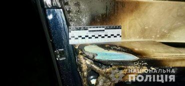 В Закарпатье горел-пылал BMW X5: поджигателя поймали "по горячим следам" 
