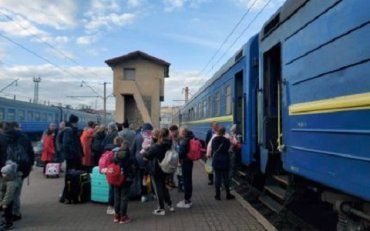 В Закарпатье с Донбасса сегодня выезжают два эвакуационных поезда