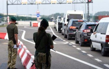 В Украине запретили выезд за границу очень "уважаемым" людям