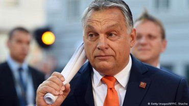 В результате партия Орбана получила конституционное большинство в третий раз подряд